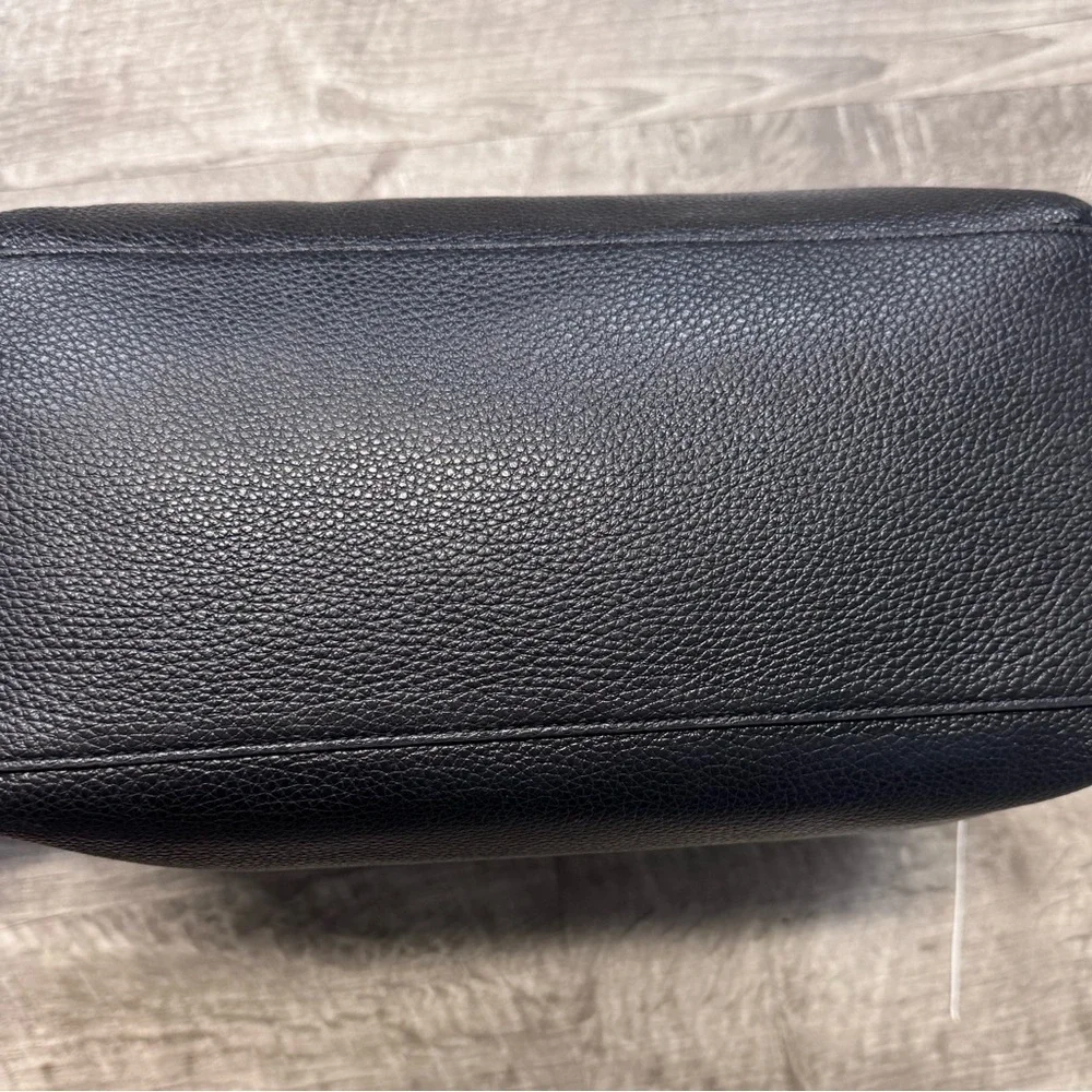 Coach Taylor Tote Light Gold/Black Pebble Leather Zip Top Closure Purse